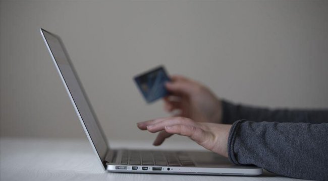 Ticaret Bakanı Pekcan'dan e-ticaret mesajı: Destek kapsamına alıyoruz
