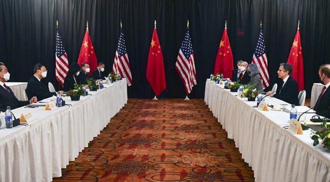 Alaska'daki görüşmelerde ABD ve Çin heyeti arasında atışma