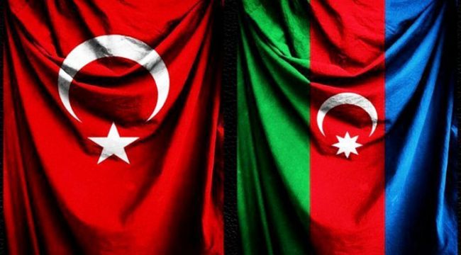 Cumhurbaşkanı Yardımcısı Oktay, Azerbaycan'ın 30'uncu bağımsızlık yıl dönümünü kutladı