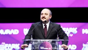 Sanayi ve Teknoloji Bakanı Mustafa Varank, 'MÜSİAD Vizyoner 21 Zirvesi'nin açılışında konuşma yaptı
