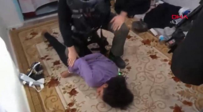 Son dakika... Taksim İstiklal Caddesi'ndeki saldırının faili böyle yakalandı! Operasyonun görüntüleri ortaya çıktı