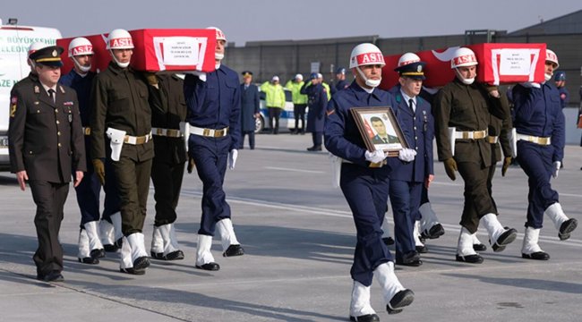Konya'da askeri araç kazasında şehit olan 2 asker için uğurlama töreni