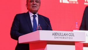 11'inci Cumhurbaşkanı Gül'den gençlere: İhtiraslı değil, iddialı olun