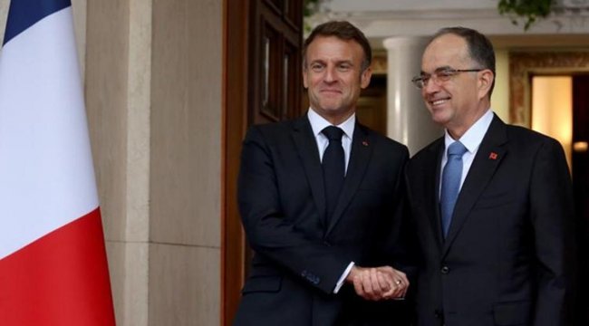 Macron Arnavutluk'ta bir ilke imza attı