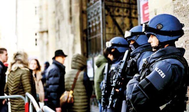 Avrupa DEAŞ yüzünden alarmda