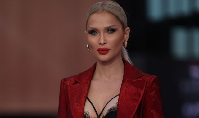 Merve Yüksel: Türkiye’nin Moda Dünyasındaki Parlayan Yıldızı