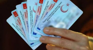 Eski tip sürücü belgelerini yenileme süresi son kez uzatıldı