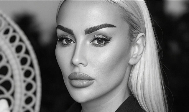 Doğa Çakır – Sahnelerin Işıltısı, Modanın Yeni Yüzü!