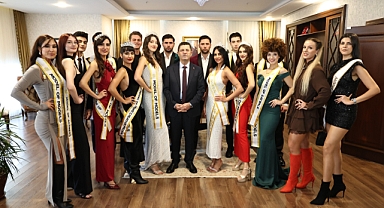 Türkiye’nin Taçlı Yıldızları Çekmeköy Sahnesinde Parladı!