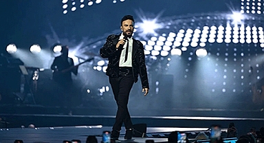 Tarkan... 7 YILLIK HASRETİ BİTİRDİ