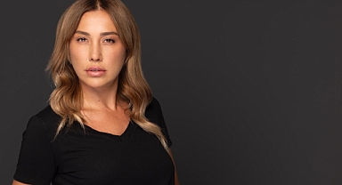 Aslı Başak Hanoğlu’ndan Sahneye Cesur Yürüyüş: Mankenlikten Oyunculuğa Güçlü Bir Dönüşüm